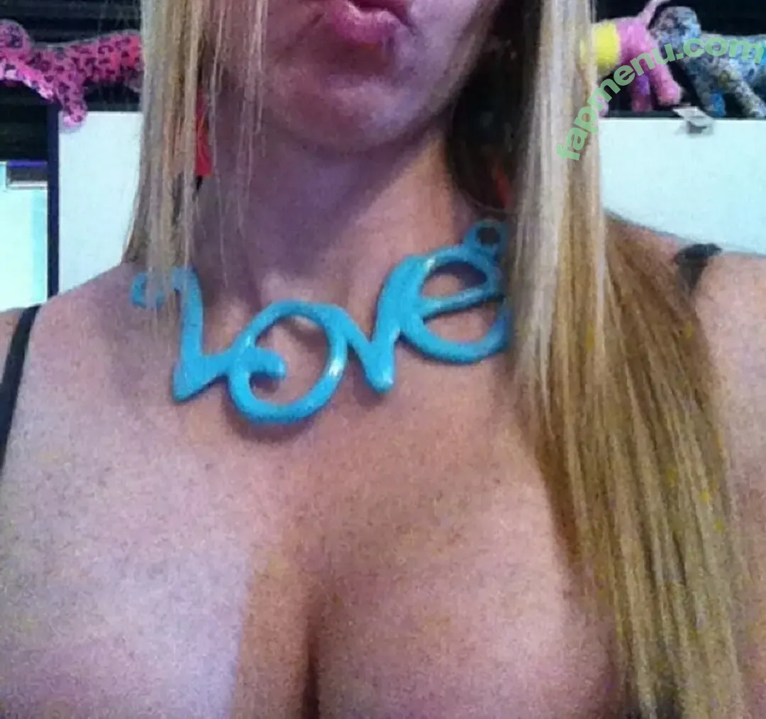 Vanessa Pardo Taouil nude photo #0169 (skull_love_vanessa)