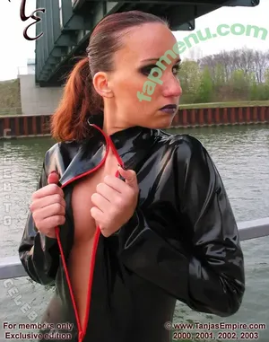 Vanessa Pur / vanessa.pur / vanessapur / vanessapurcom nude photo #0529