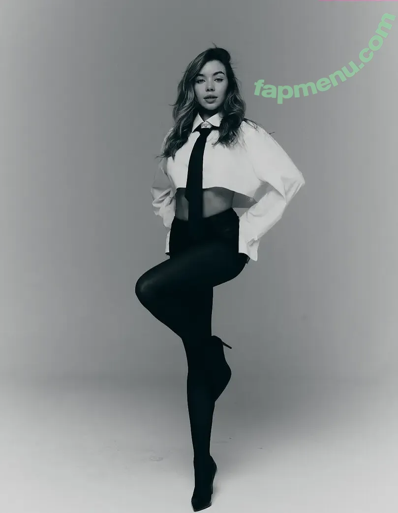 Vanessa Rojewska nude photo #0050 (vanessa_liberte.free / vanessarojewska)