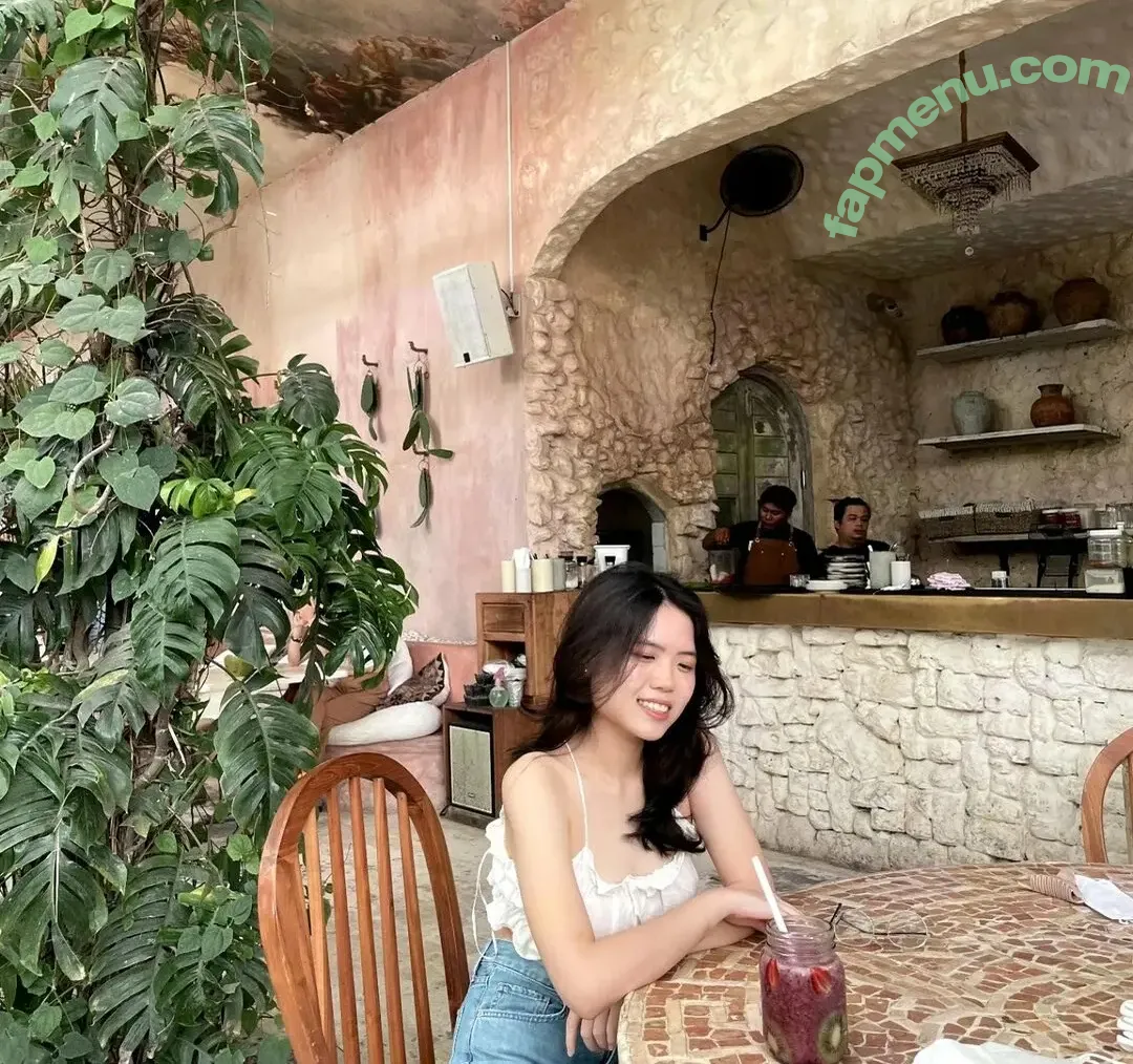 Vanessa Taslim nude photo #0021 (van_tas)