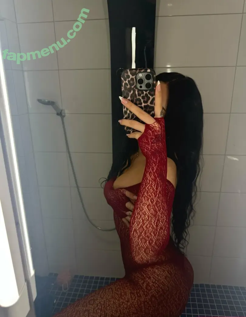 vanessa_transgirl nude photo #0048 (vanessa_transgirl)