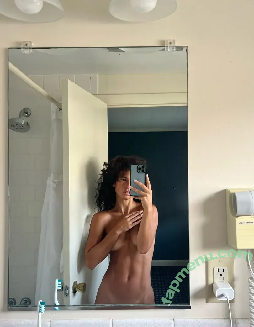 Vanessa Villegas nude photo #0053 (vanessavillegasofficial)