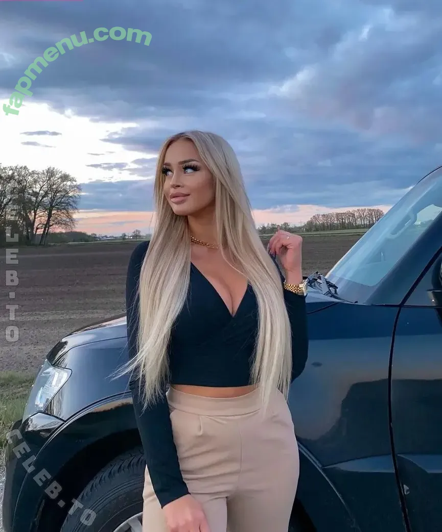 Vanessaaa.286 nude photo #0053 (vanessa.286)