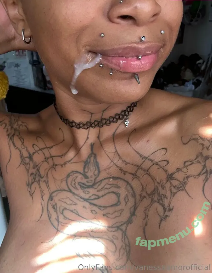 vanessaamorofficial nude photo #0029 (vanessaamorosi)
