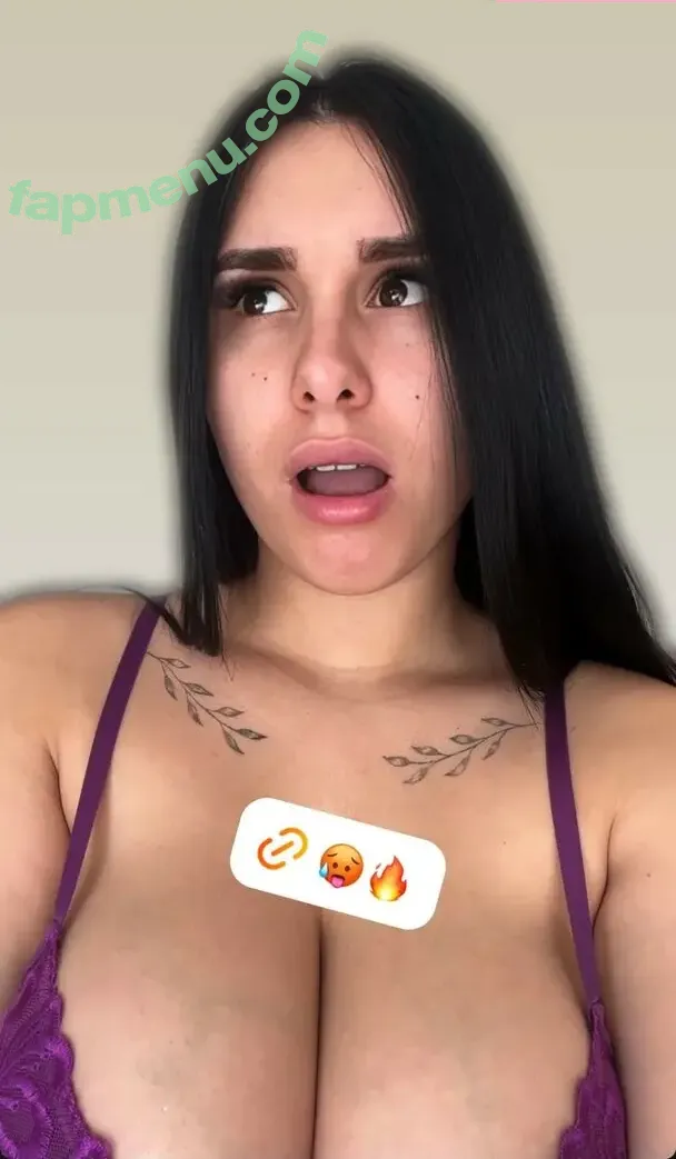 Vanessacherry18 nude photo #0026 (cherry_tasty_ / vanessa.cherry18)