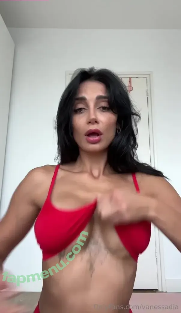 vanessadiaz.vip nude photo #0002 (missvanessadiaz)