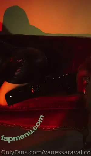 vanessaravalico / with.outrestriction nude photo #0007