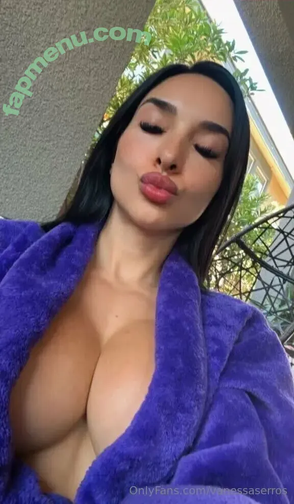 vanessaserros nude photo #0031 (vanessa__serros)