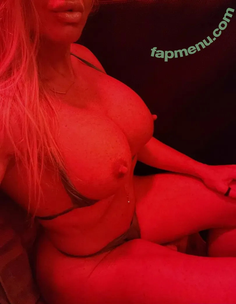 vanessasevolution nude photo #0036 (vanessasevolution)