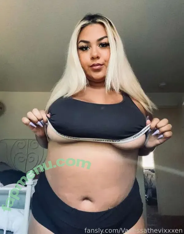 Vanessathevixxxen nude photo #0010 (Chubby Vee / aintnowifeyxo / aintnowifeyxoxo / servequeenv)