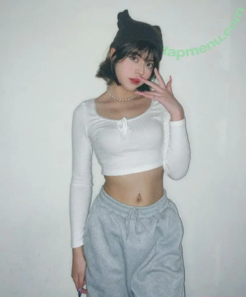 Vaniasse nude photo #0040 (vanesssa)