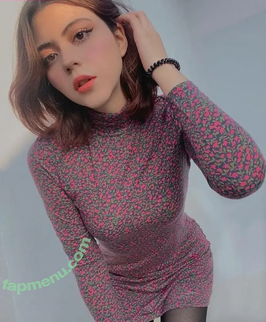 Vaniasse nude photo #0048 (vanesssa)
