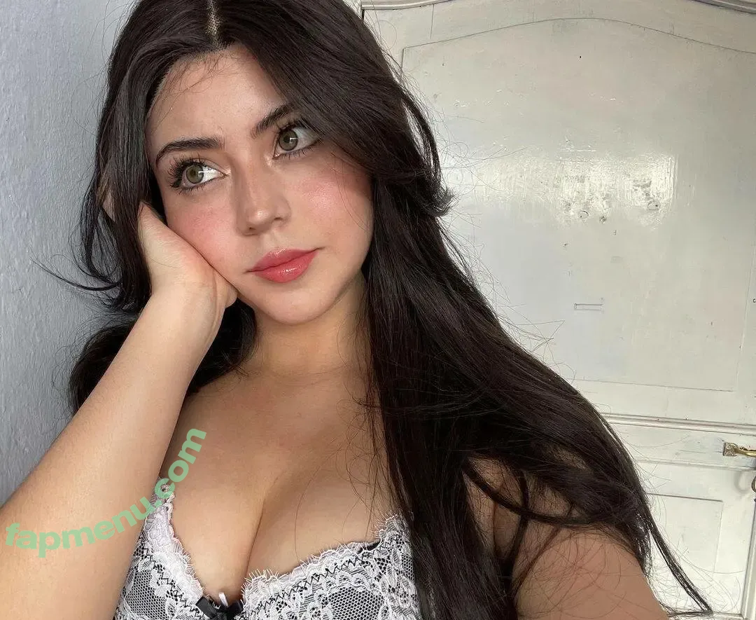 Vaniasse nude photo #0060 (vanesssa)
