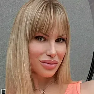 vaniaunleashed / vaniaunleashedofficial nude photo #0027