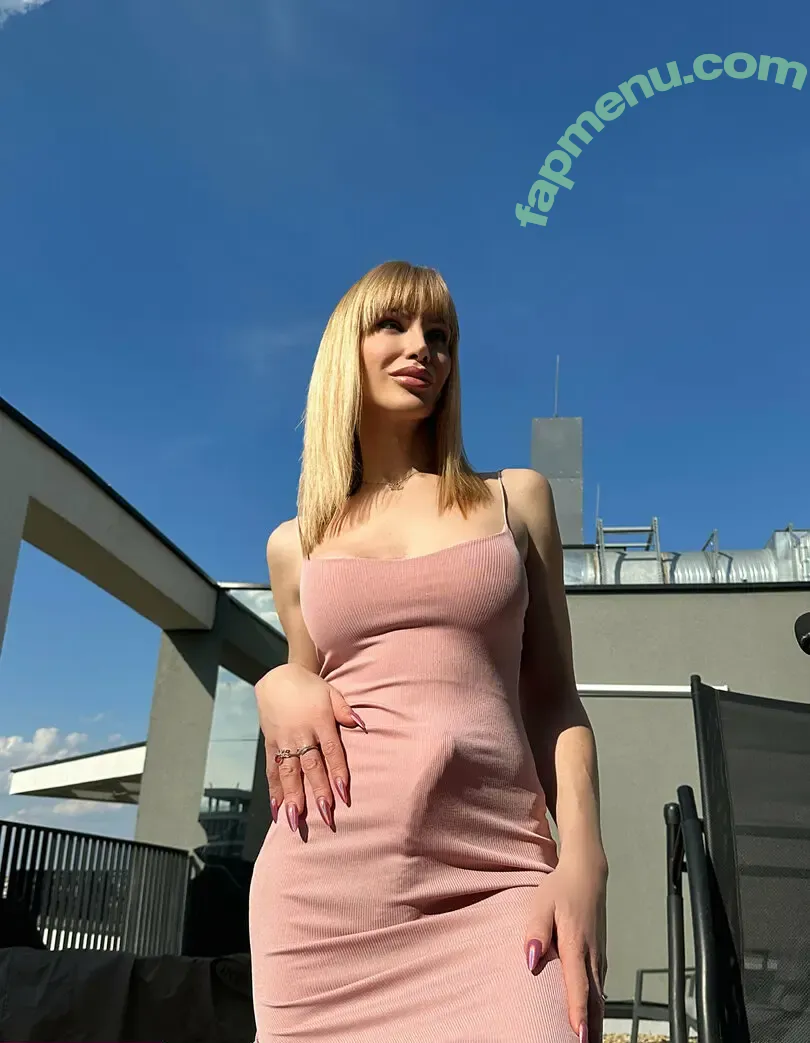 vaniaunleashed nude photo #0012 (vaniaunleashedofficial)
