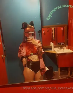  nude photo #0005