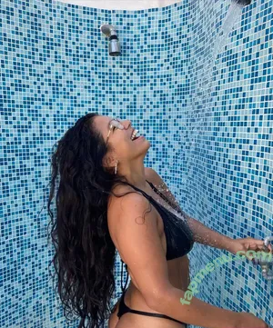 Vaninileon / Vanessa Leon nude photo #0010