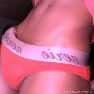 Vanniall / Vannialll nude photo #0045