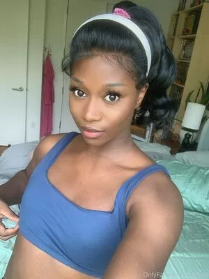 Vanniall / Vannialll nude photo #0052