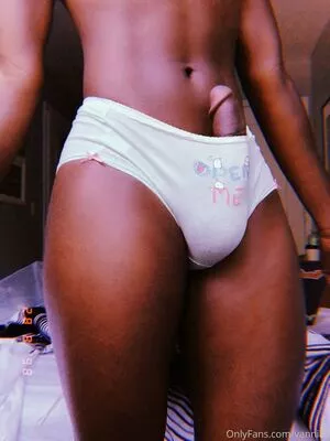 Vanniall / Vannialll nude photo #0108