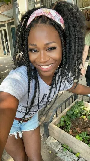 Vanniall / Vannialll nude photo #0186