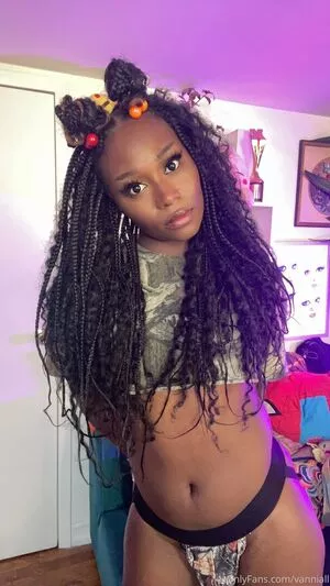 Vanniall / Vannialll nude photo #0193