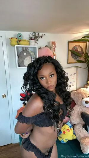 Vanniall / Vannialll nude photo #0232