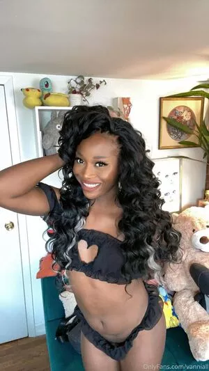 Vanniall / Vannialll nude photo #0244