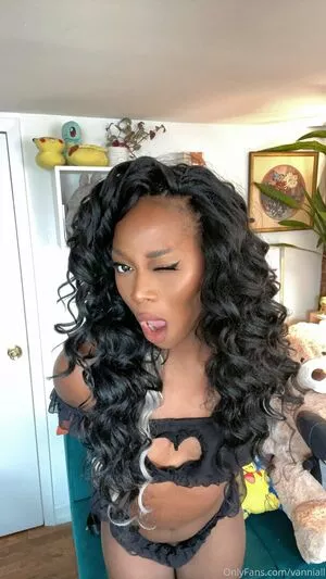 Vanniall / Vannialll nude photo #0250