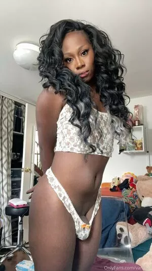 Vanniall / Vannialll nude photo #0257