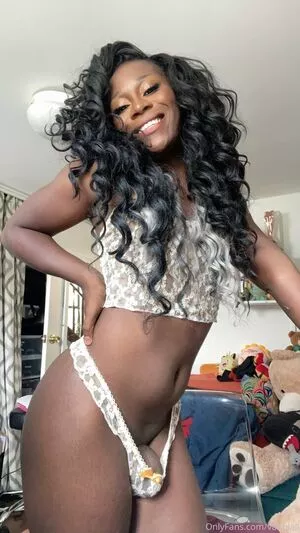 Vanniall / Vannialll nude photo #0260