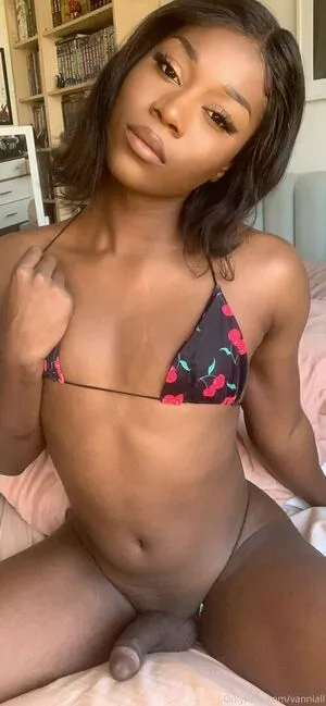 Vanniall / Vannialll nude photo #0277