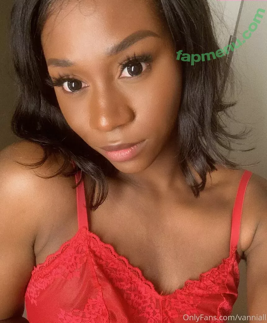 Vanniall nude photo #0097 (Vannialll)