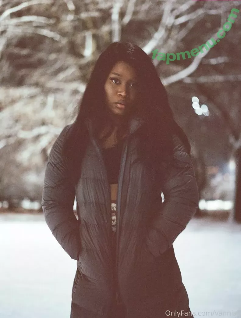 Vanniall nude photo #0118 (Vannialll)