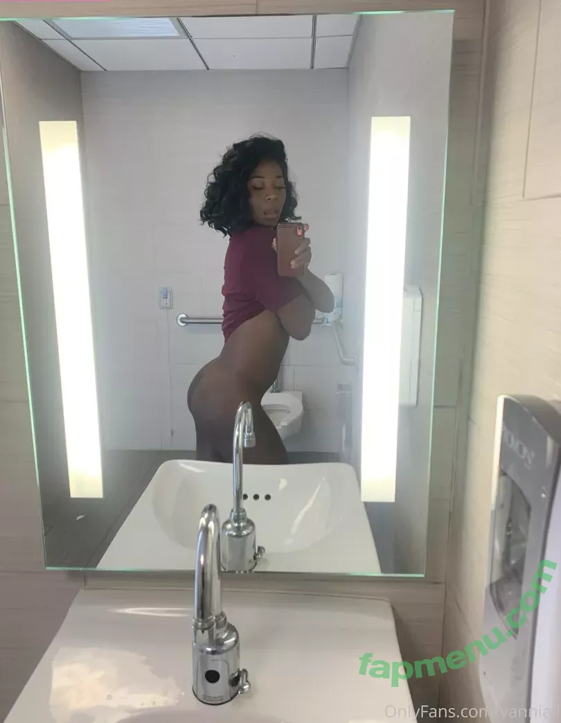 Vanniall nude photo #0145 (Vannialll)