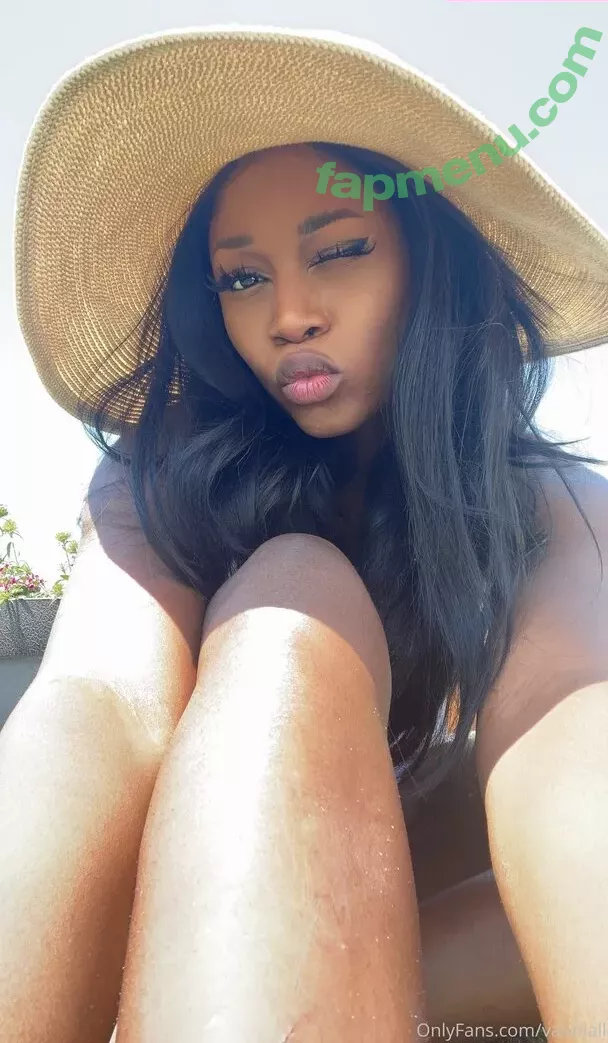 Vanniall nude photo #0148 (Vannialll)