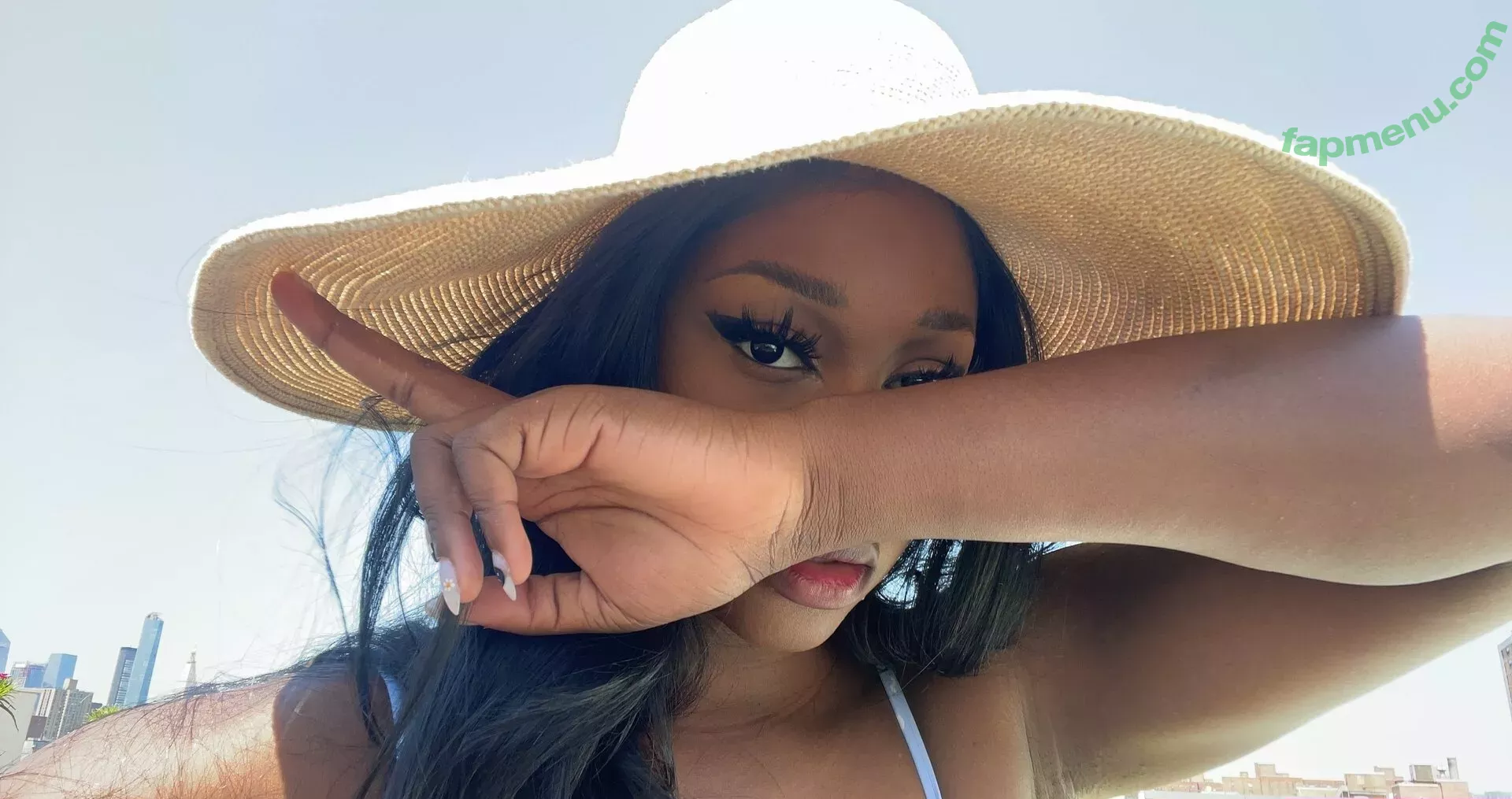 Vanniall nude photo #0152 (Vannialll)