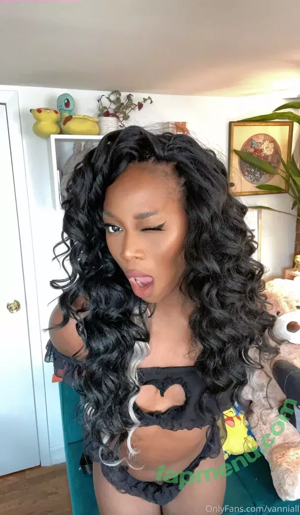 Vanniall nude photo #0250 (Vannialll)