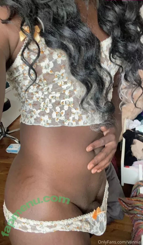 Vanniall nude photo #0265 (Vannialll)