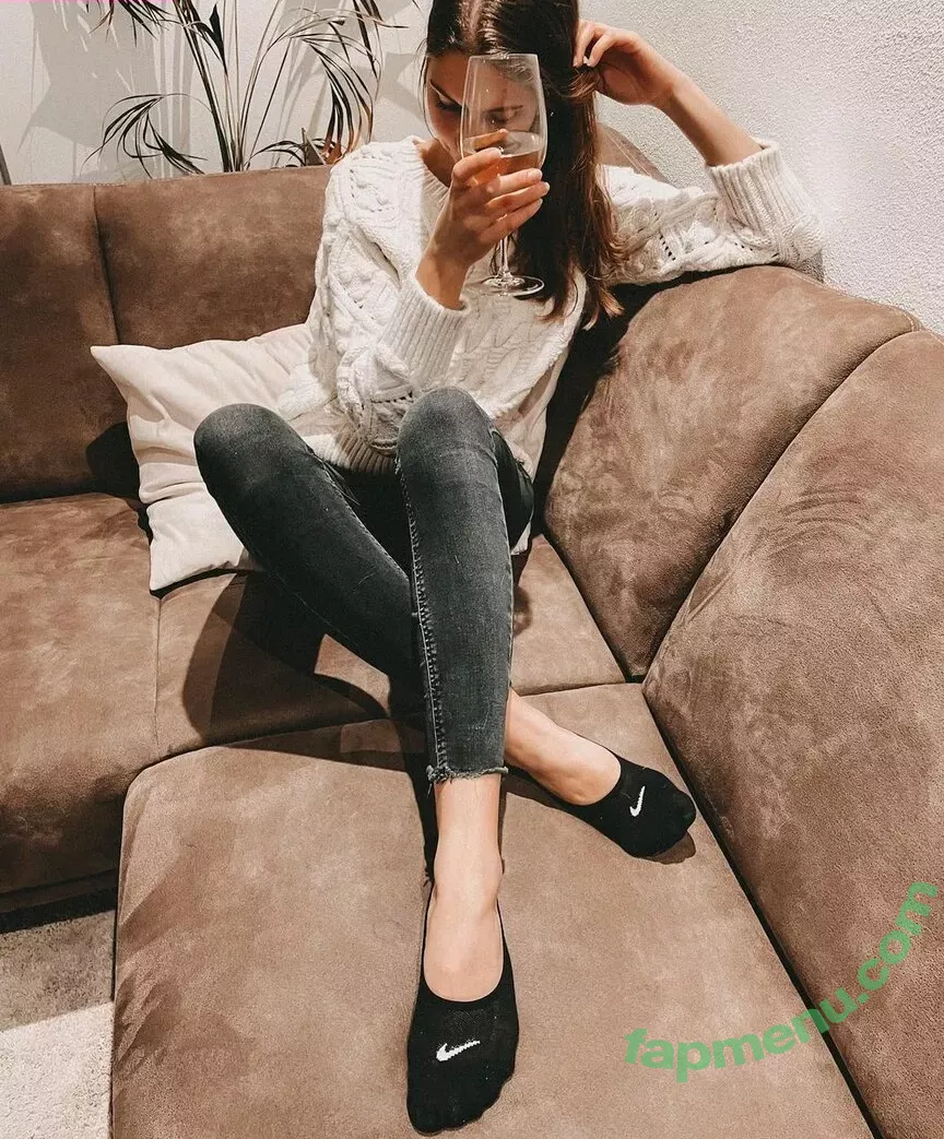 vannmeyr nude photo #0002 (queenvannmeyr)