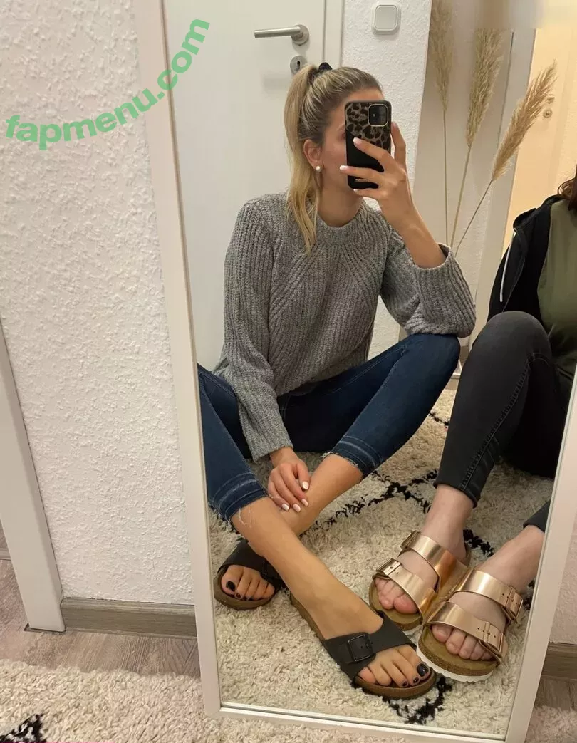 vannmeyr nude photo #0201 (queenvannmeyr)