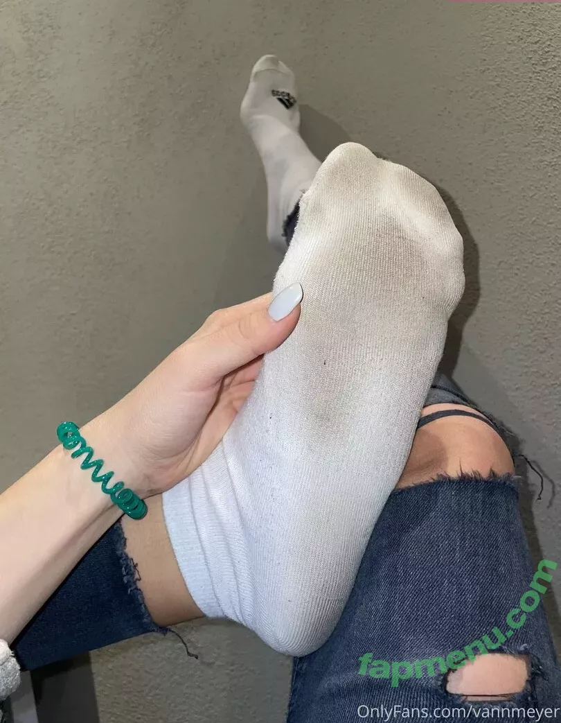 vannmeyr nude photo #0236 (queenvannmeyr)