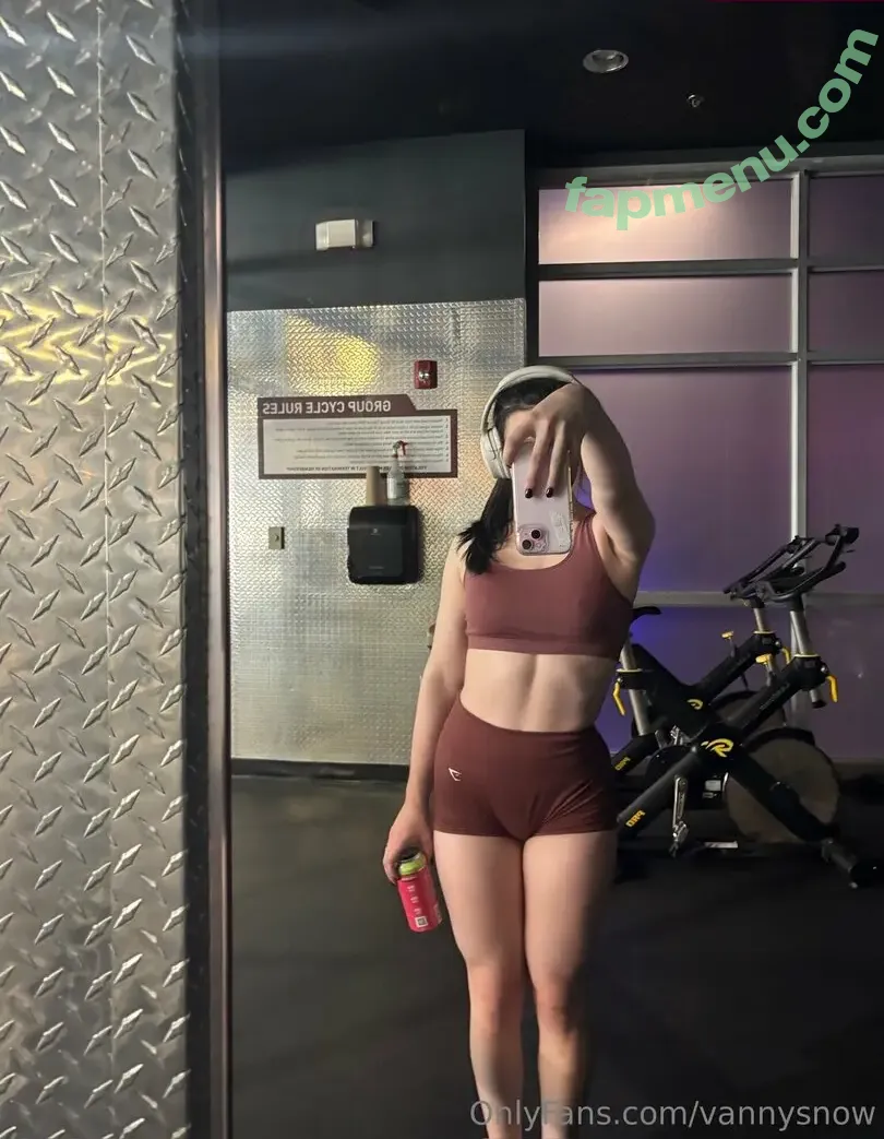 vannysnow nude photo #0001 (vanny.snow)