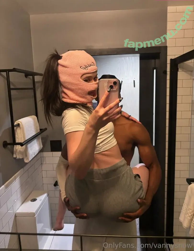 vannysnow nude photo #0046 (vanny.snow)