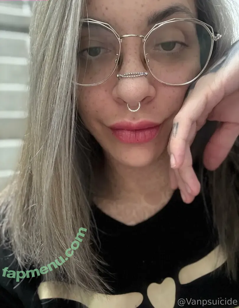 vanplive nude photo #0195 (vanplive)