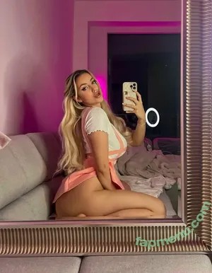  nude photo #0002