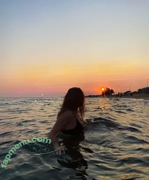 Vanutschii - Instagram Influencer / vanutschii nude photo #0002
