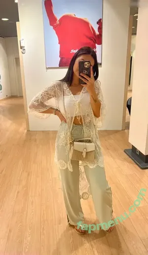 Vanutschii - Instagram Influencer / vanutschii nude photo #0019