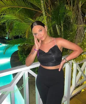 Vanutschii - Instagram Influencer / vanutschii nude photo #0022