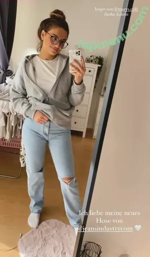 Vanutschii - Instagram Influencer / vanutschii nude photo #0027